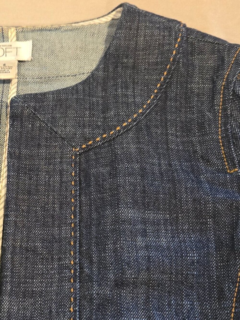 LOFT Cropped Collarless Denim Jacket Blue Jean Blazer Open Front Size 6 - Picture 14 of 15